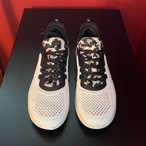 APL TECHLOOM TRACER PARCHMENT/BLACK/LEOPARD SZ 8.5